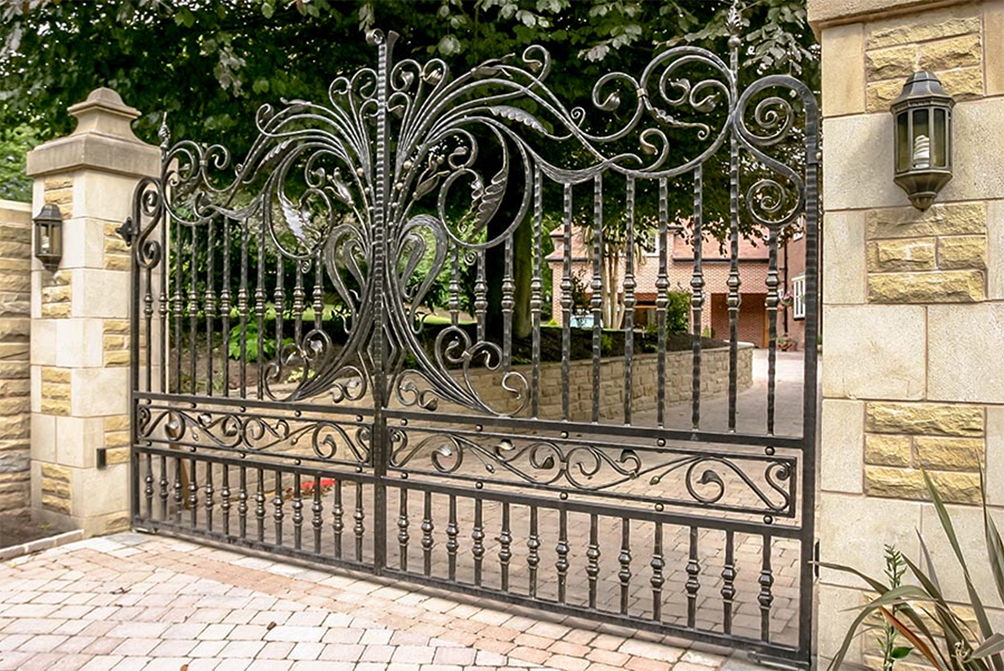 Fabricating automated gates in Kent and London for over 30 years | JustJac gallery image 2